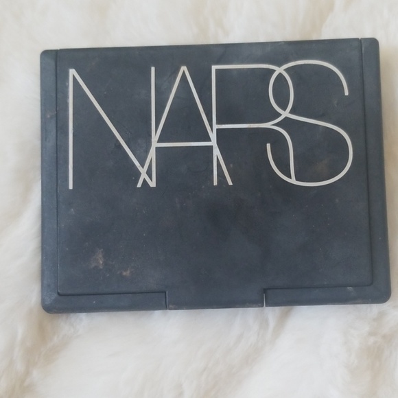 Nars Laguna - Picture 1 of 3